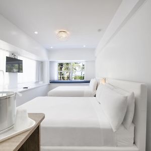 Habitación con Cama Queen Esquinera